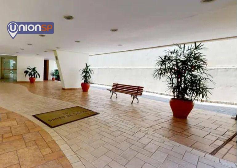 Apartamento à venda com 2 quartos, 67m² - Foto 11