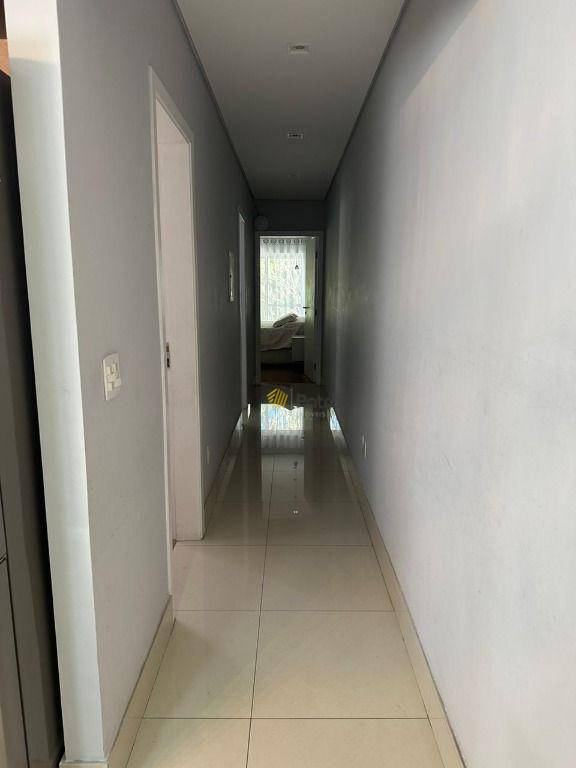 Sobrado à venda com 3 quartos, 220m² - Foto 8