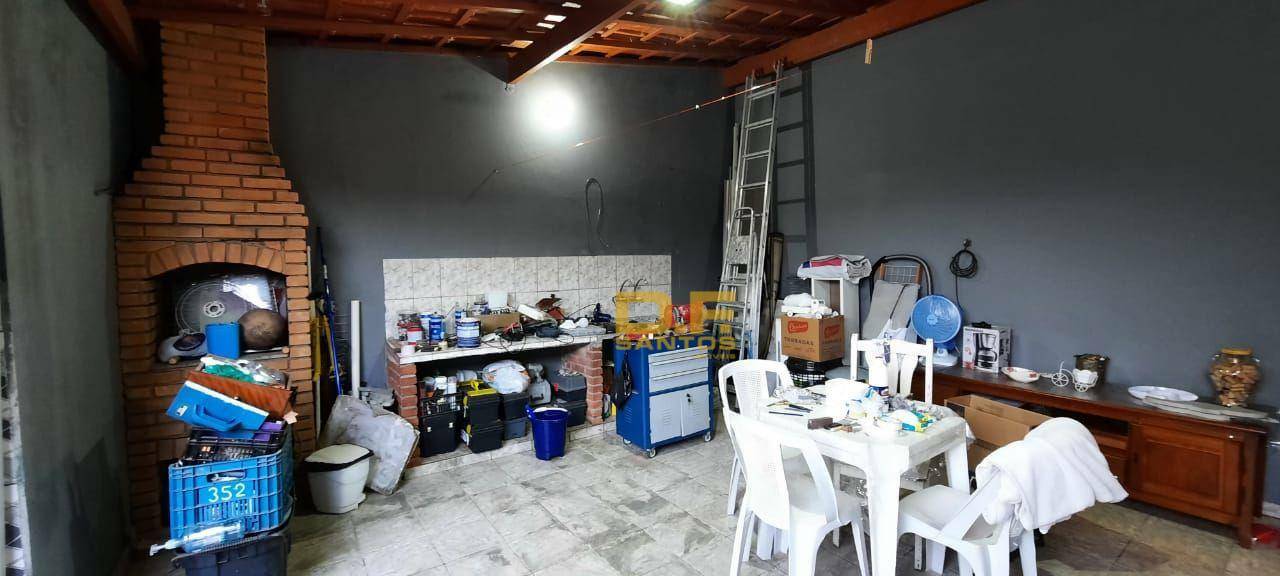 Sobrado à venda com 3 quartos, 120m² - Foto 2