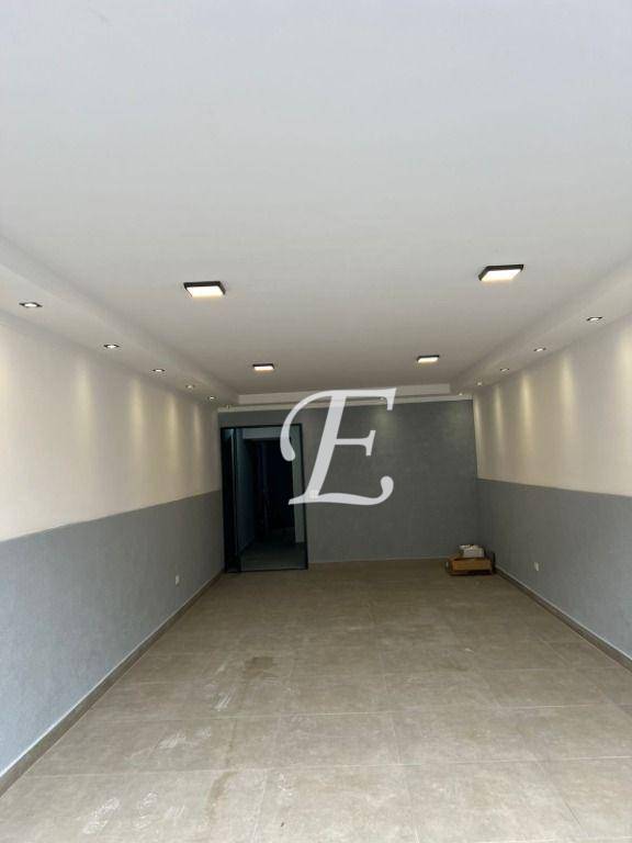 Sobrado à venda com 3 quartos, 230m² - Foto 1