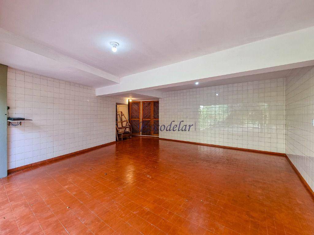 Casa para alugar com 5 quartos, 600m² - Foto 60