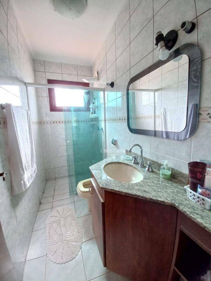 Casa de Condomínio à venda com 3 quartos, 420m² - Foto 28