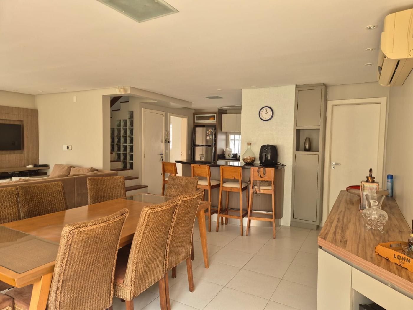 Casa à venda com 3 quartos, 223m² - Foto 6