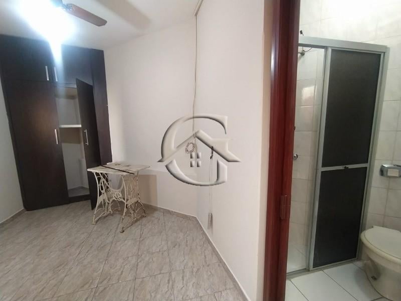 Casa à venda com 4 quartos, 260m² - Foto 11