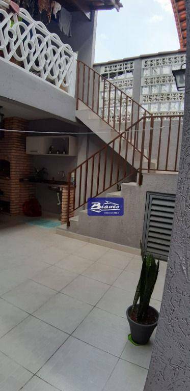 Sobrado à venda com 3 quartos, 102m² - Foto 13