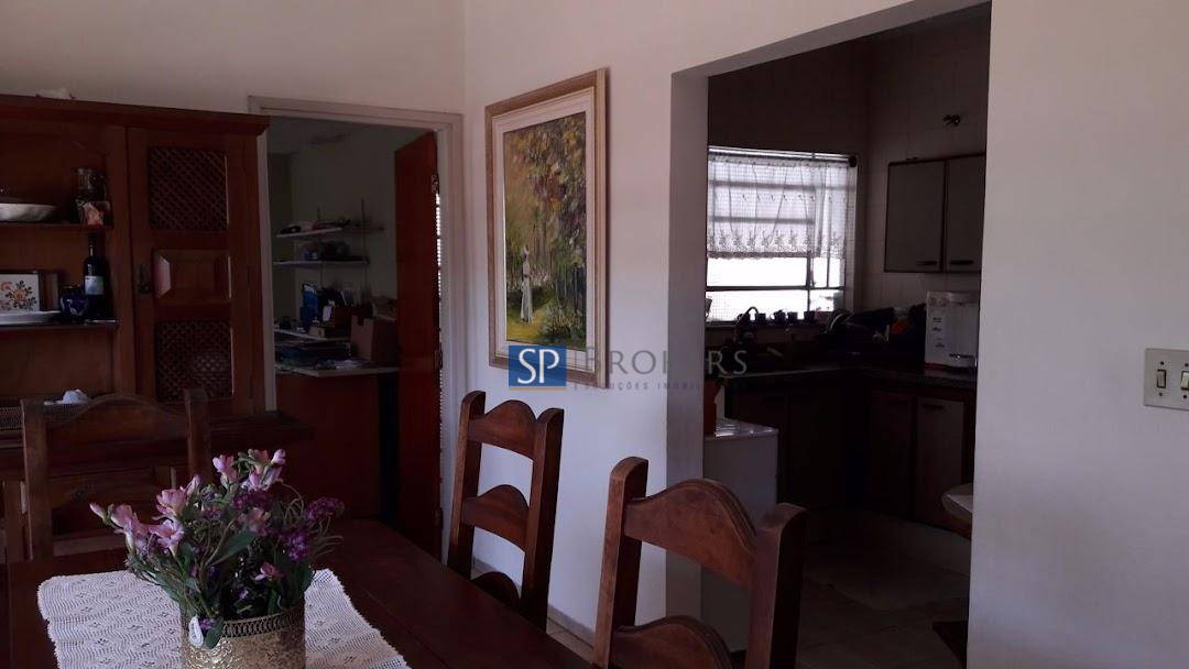 Casa, 3 quartos, 238 m² - Foto 4