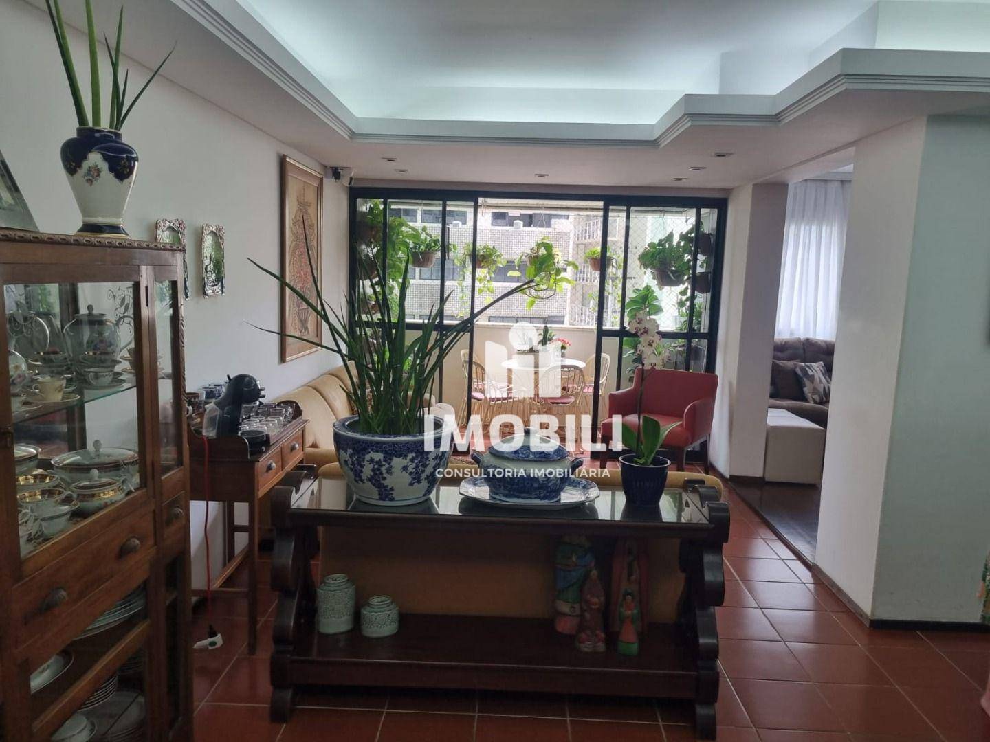 Apartamento à venda com 3 quartos, 154m² - Foto 5