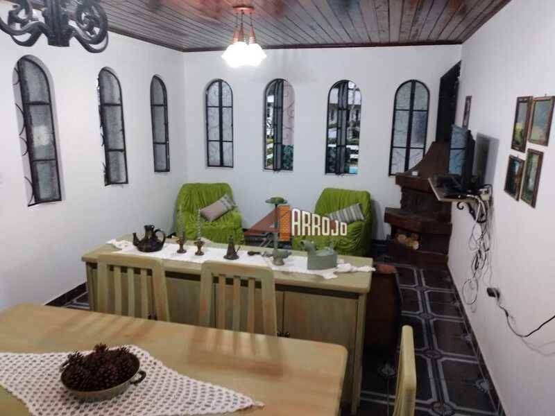 Chácara à venda com 4 quartos, 280m² - Foto 3