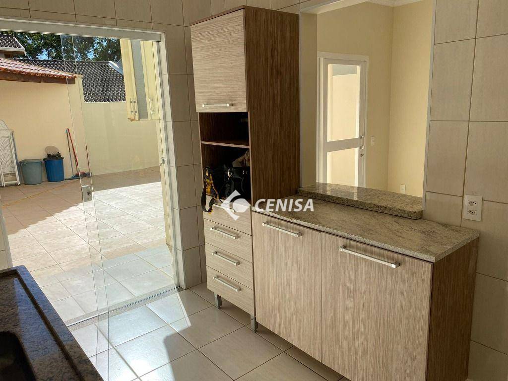 Casa de Condomínio à venda com 3 quartos, 110m² - Foto 3