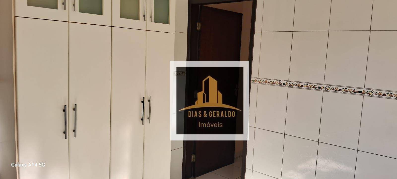 Sobrado para alugar com 4 quartos, 170m² - Foto 14