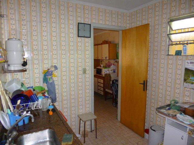 Casa à venda com 3 quartos, 200m² - Foto 17