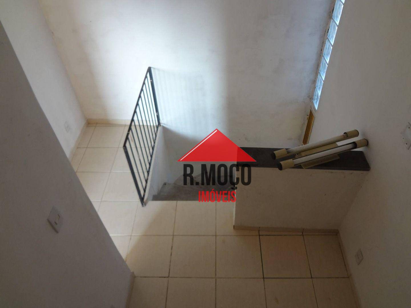 Sobrado à venda com 8 quartos, 100m² - Foto 22