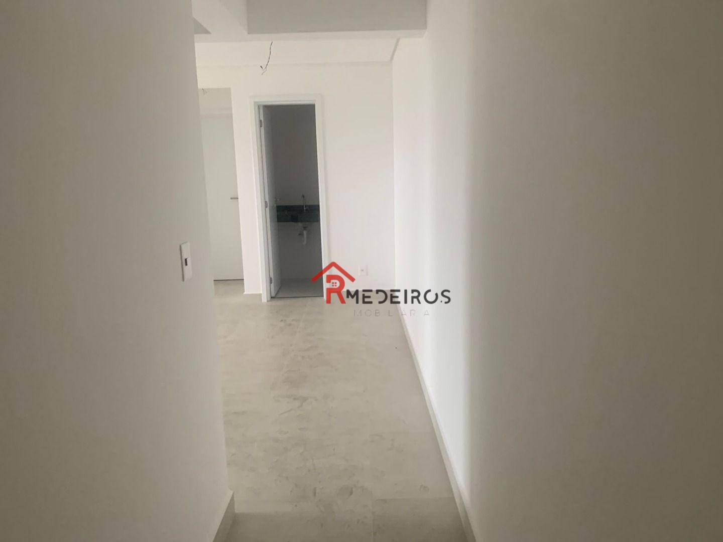 Apartamento à venda com 1 quarto, 57m² - Foto 2