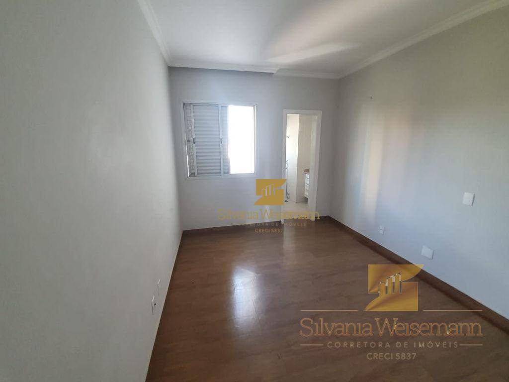 Apartamento à venda com 5 quartos, 235m² - Foto 16