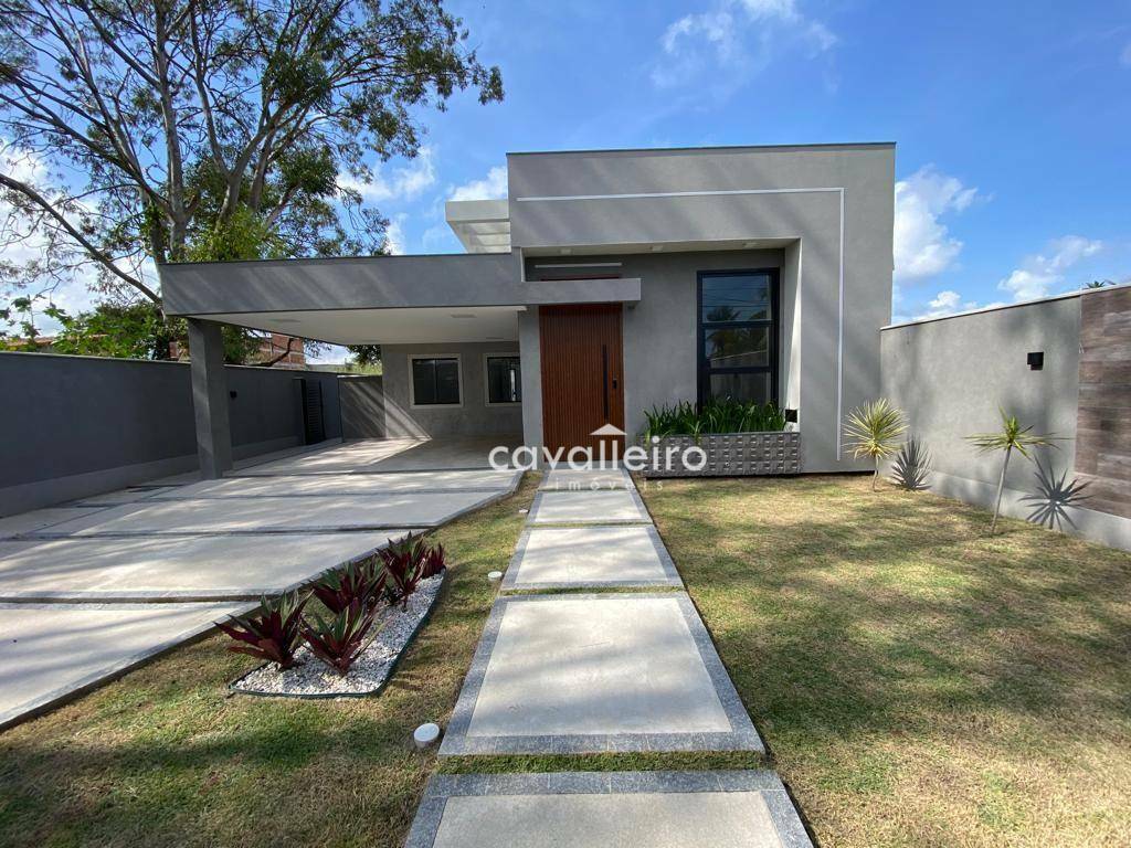 Casa à venda com 3 quartos, 136m² - Foto 1