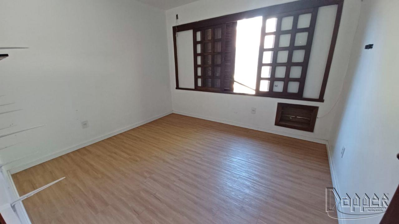 Casa à venda com 3 quartos, 233m² - Foto 13