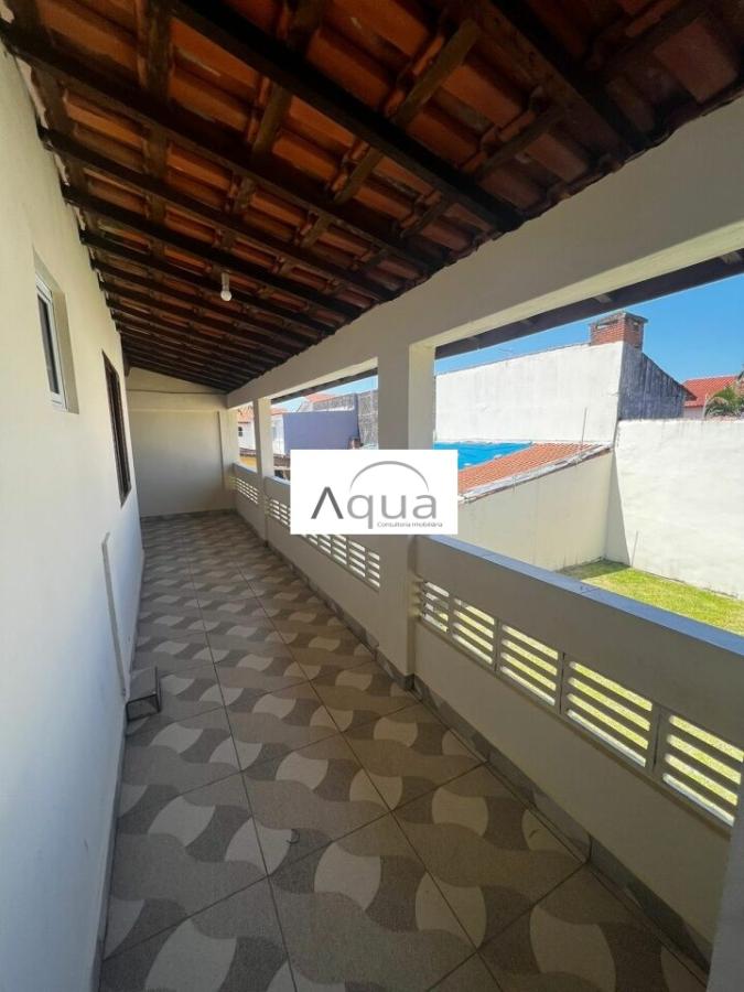 Casa à venda com 3 quartos, 300m² - Foto 15