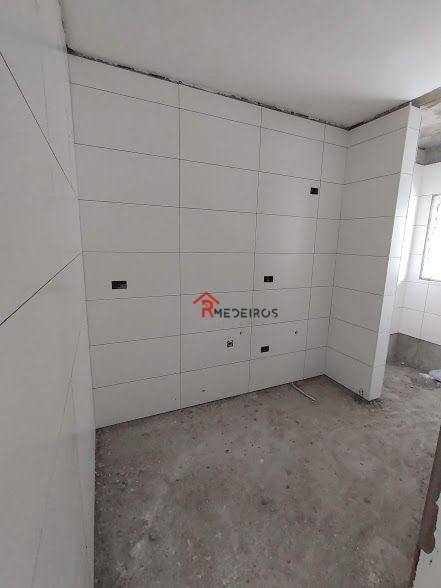 Apartamento à venda com 2 quartos, 76m² - Foto 7