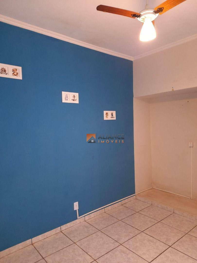 Casa à venda com 3 quartos, 79m² - Foto 26