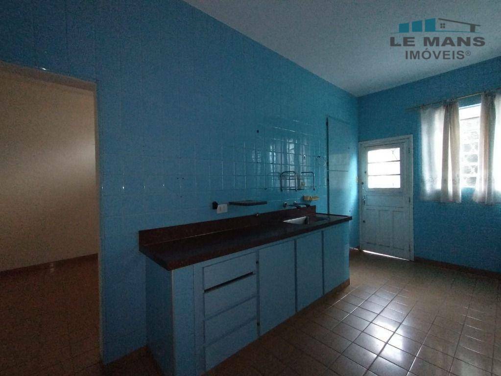 Casa à venda com 4 quartos, 232m² - Foto 52