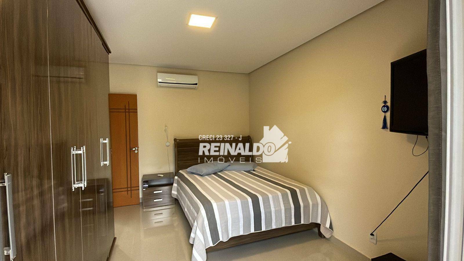 Casa de Condomínio à venda com 4 quartos, 560m² - Foto 13