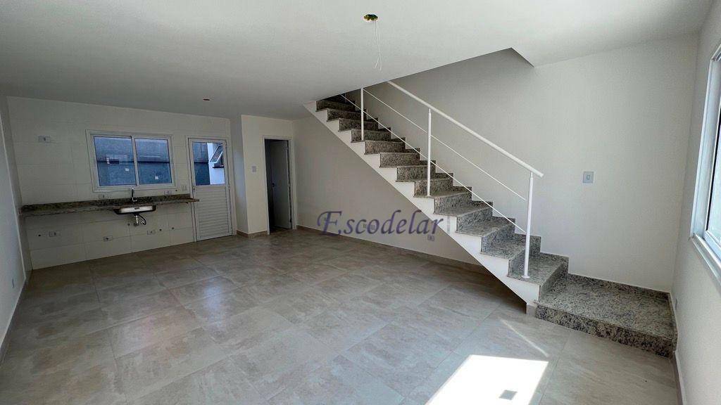 Sobrado à venda com 2 quartos, 65m² - Foto 2