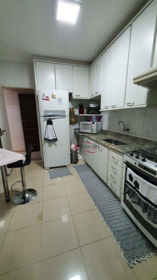 Apartamento à venda com 3 quartos, 95m² - Foto 8