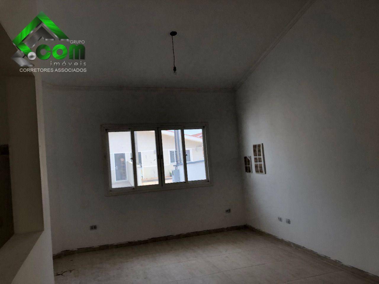 Casa à venda com 3 quartos, 81m² - Foto 11