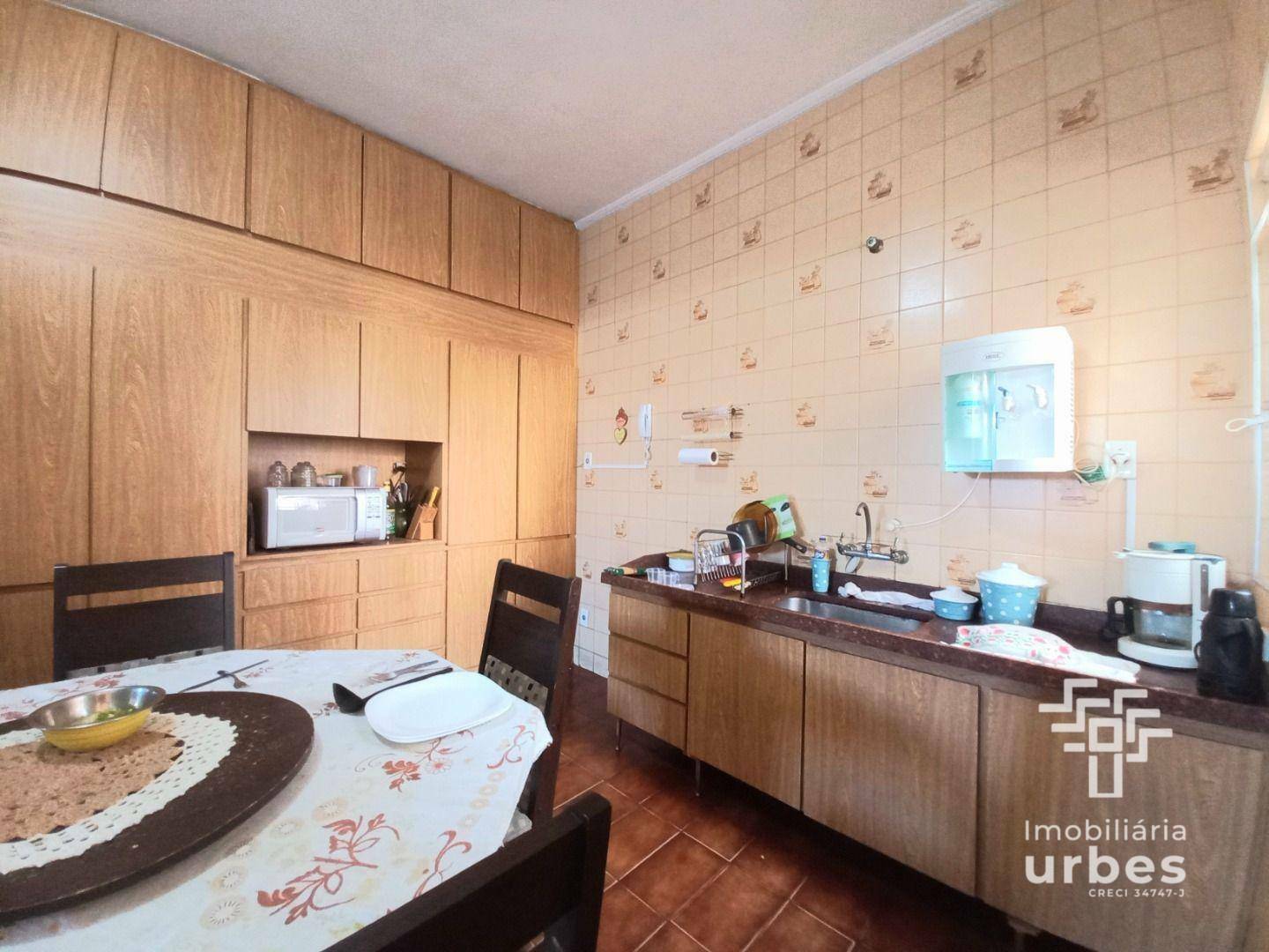 Casa à venda com 3 quartos, 226m² - Foto 10