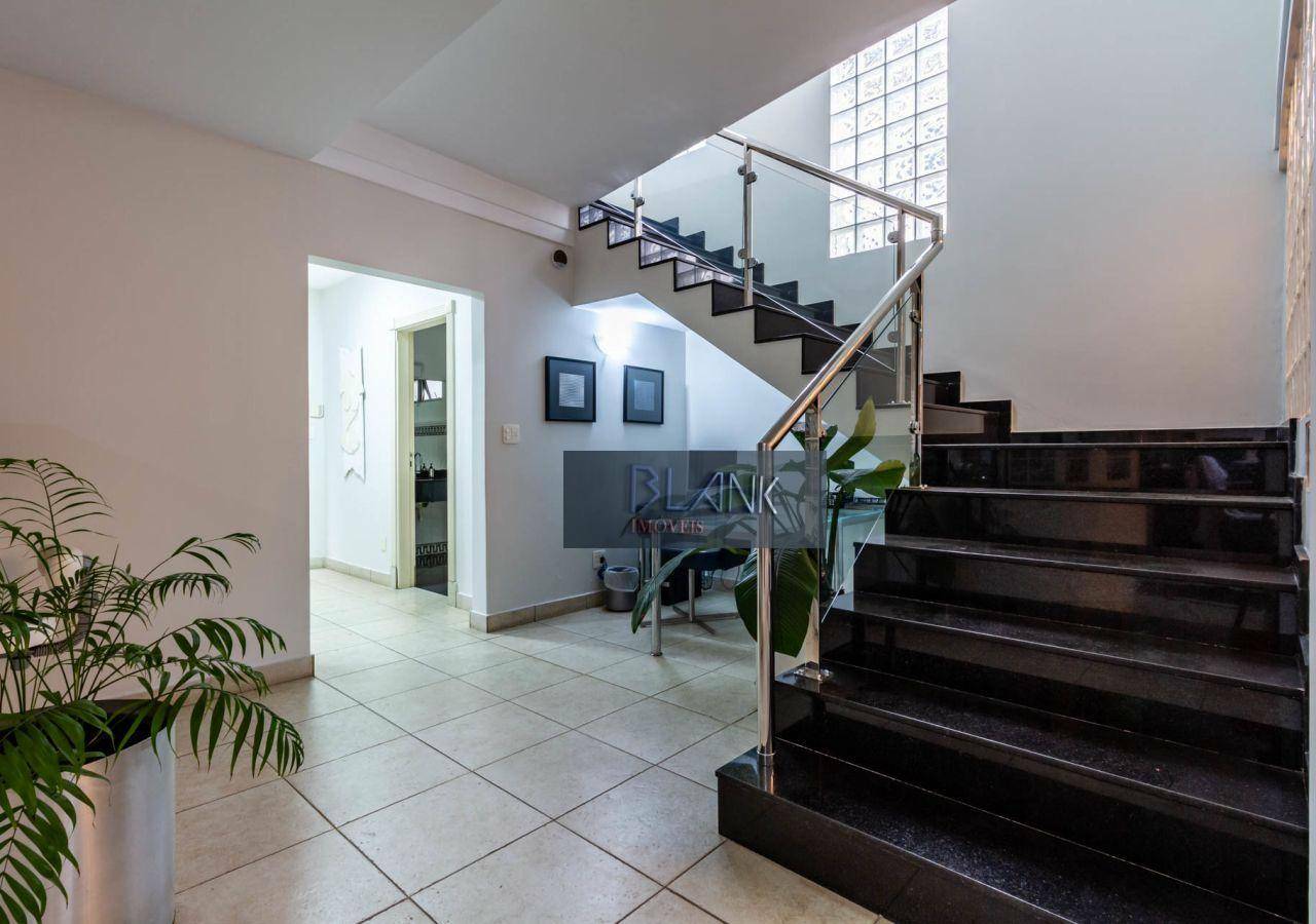 Casa à venda e aluguel com 4 quartos, 280m² - Foto 15