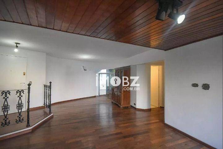 Apartamento à venda com 3 quartos, 130m² - Foto 2