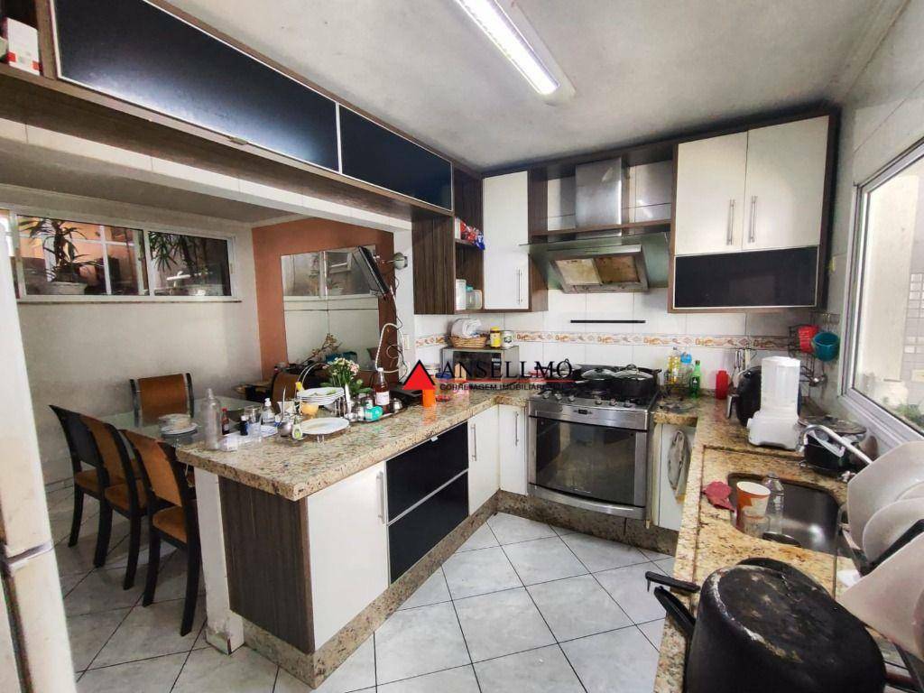 Sobrado à venda e aluguel com 4 quartos, 300m² - Foto 18