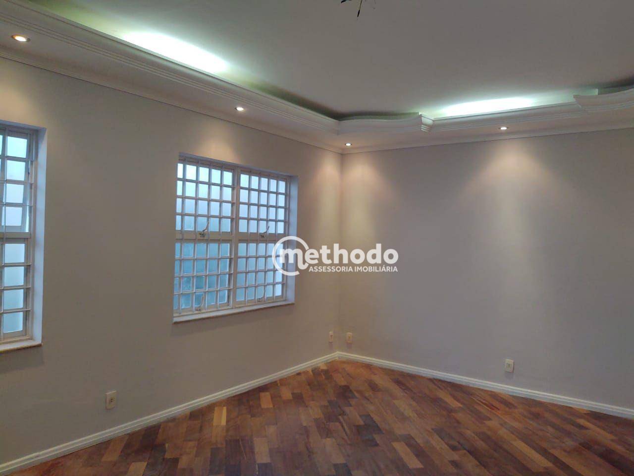 Casa à venda com 3 quartos, 147m² - Foto 4