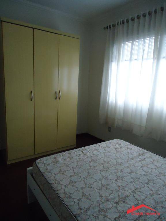 Apartamento para alugar com 2 quartos, 70m² - Foto 18