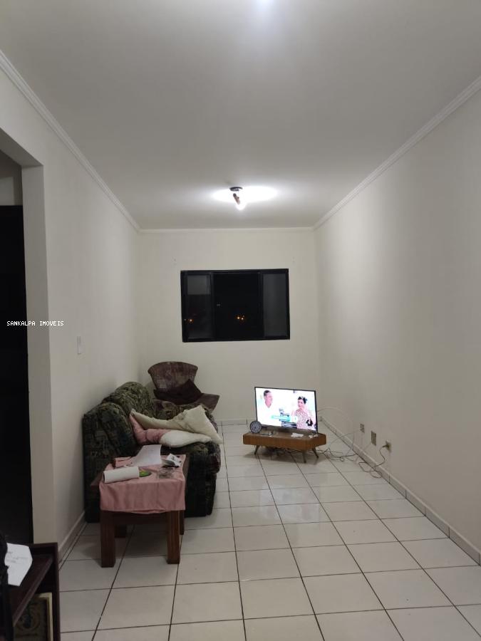 Apartamento à venda com 1 quarto, 50m² - Foto 3