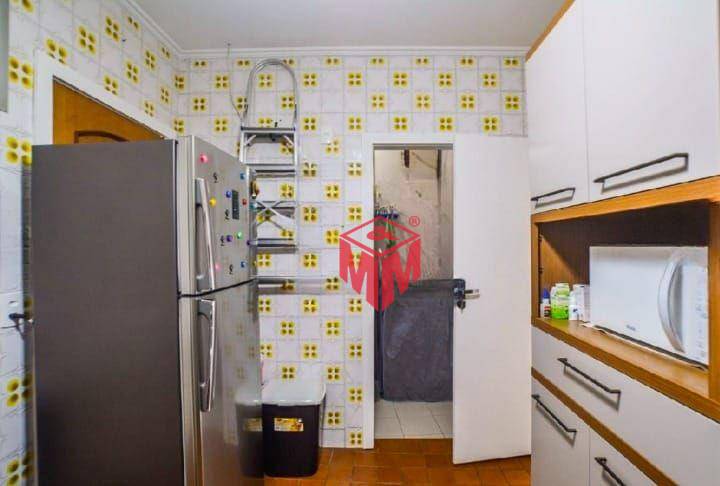 Apartamento à venda com 2 quartos, 75m² - Foto 23