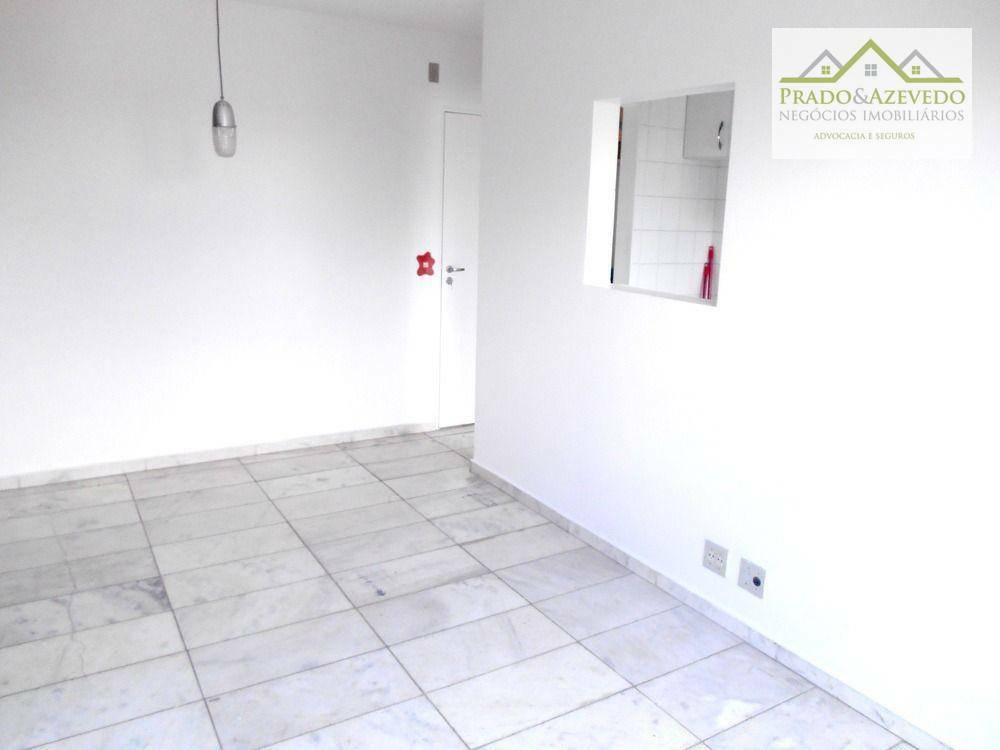 Apartamento para alugar com 2 quartos, 48m² - Foto 3