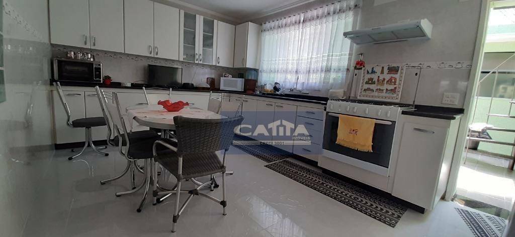 Sobrado à venda com 3 quartos, 240m² - Foto 14