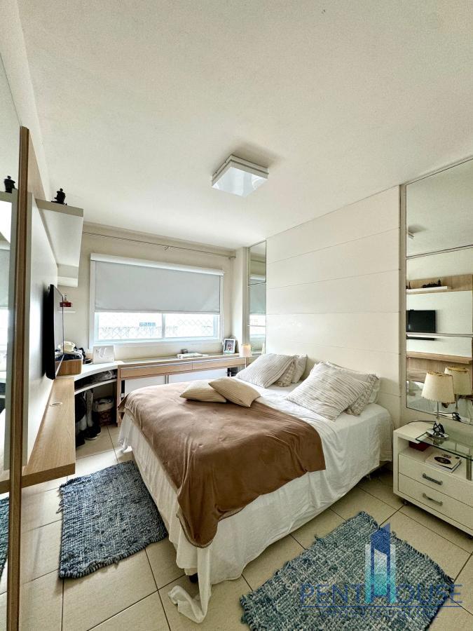 Apartamento à venda com 3 quartos, 102m² - Foto 15