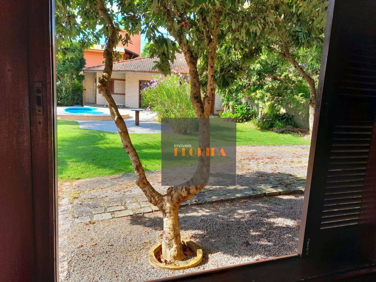 Casa à venda com 4 quartos, 283m² - Foto 24