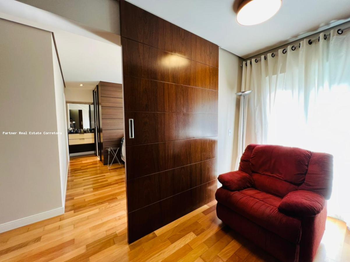 Apartamento à venda com 3 quartos, 240m² - Foto 20