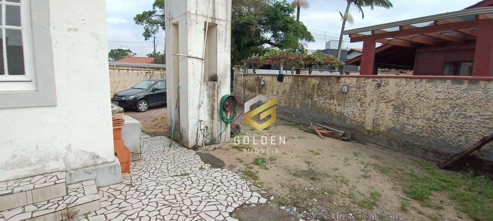 Casa à venda com 4 quartos, 200m² - Foto 5