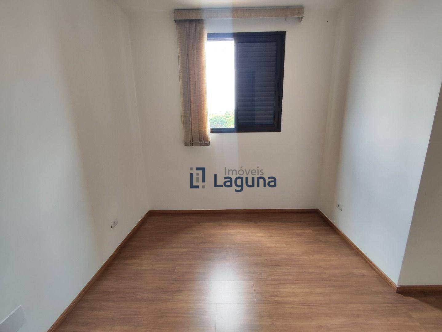 Apartamento para alugar com 3 quartos, 101m² - Foto 25