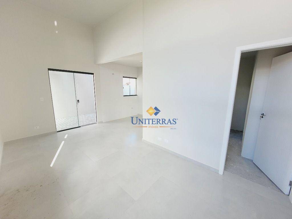 Casa à venda com 3 quartos, 60m² - Foto 11