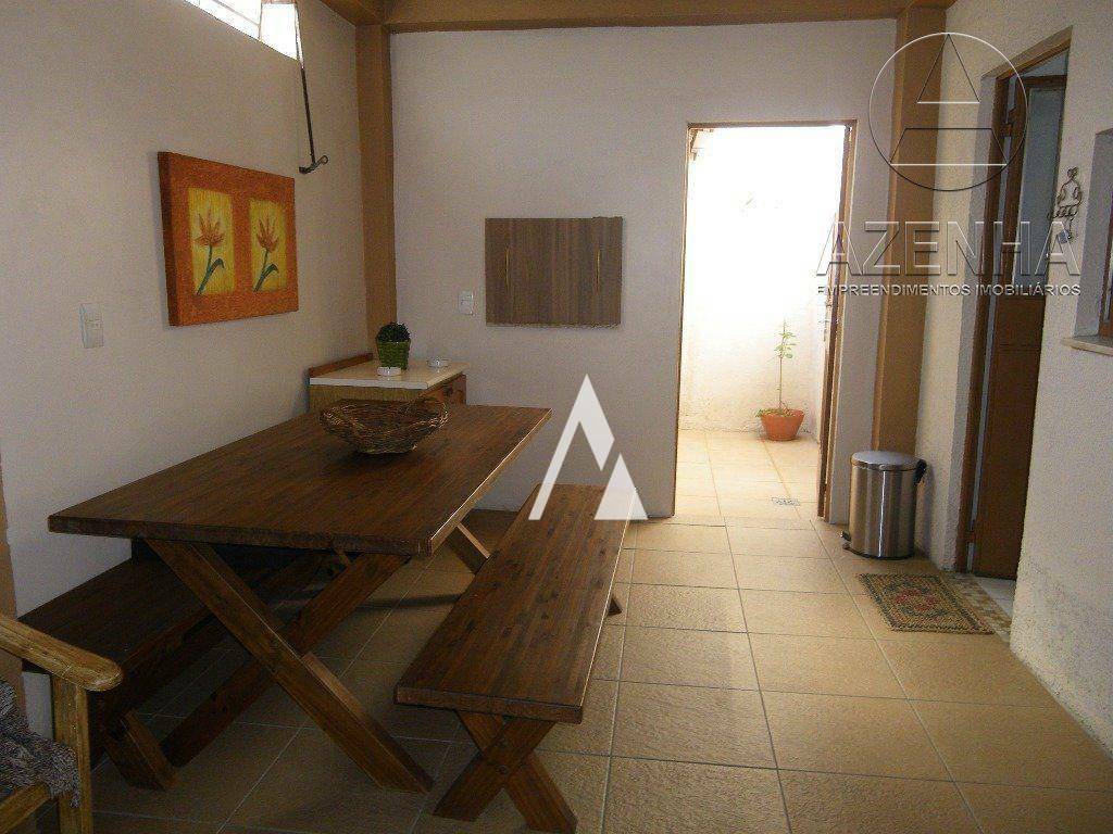 Casa à venda com 3 quartos, 170m² - Foto 11