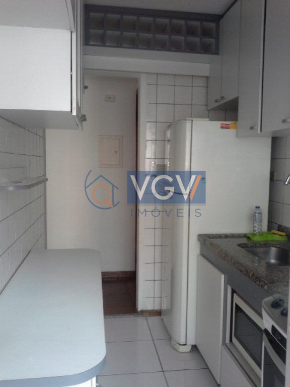 Apartamento para alugar com 2 quartos, 50m² - Foto 7