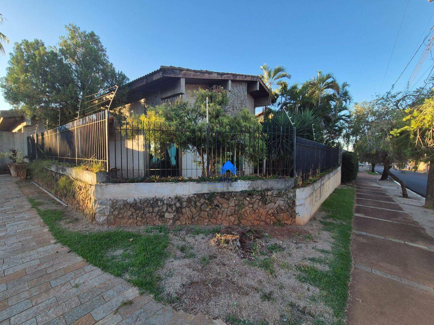 Sobrado para alugar com 4 quartos, 374m² - Foto 9