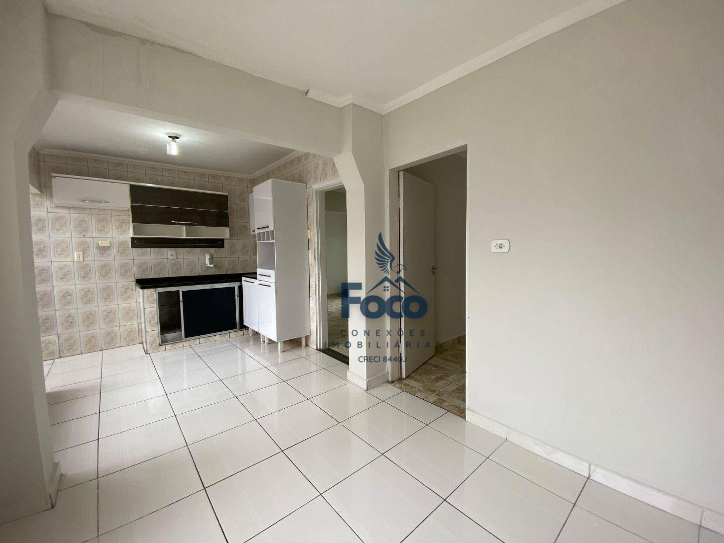 Apartamento à venda com 3 quartos, 75m² - Foto 1