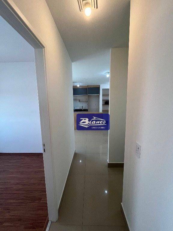 Apartamento para alugar com 2 quartos, 56m² - Foto 18