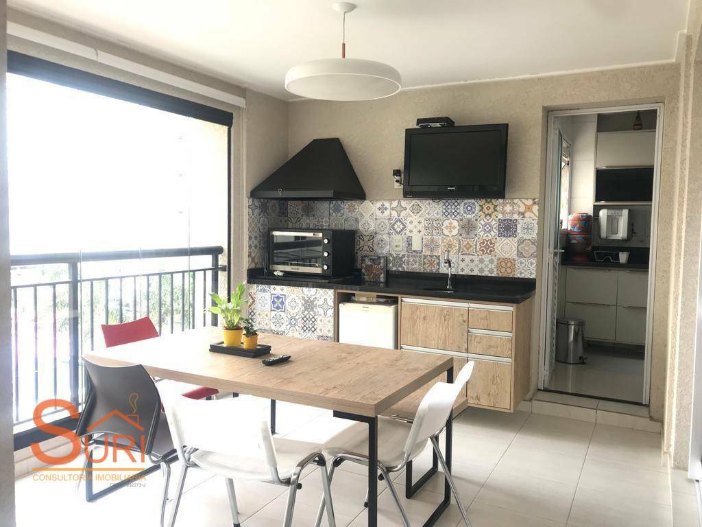 Apartamento à venda com 3 quartos, 150m² - Foto 1